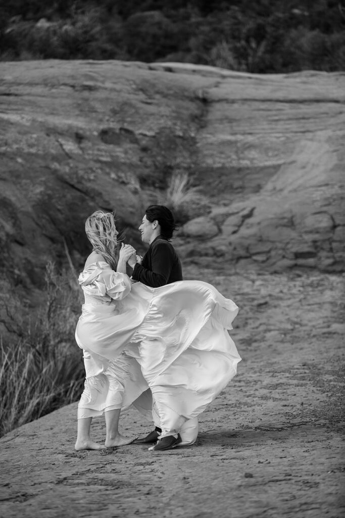 intimate emotional elopement ceremony in sedona az