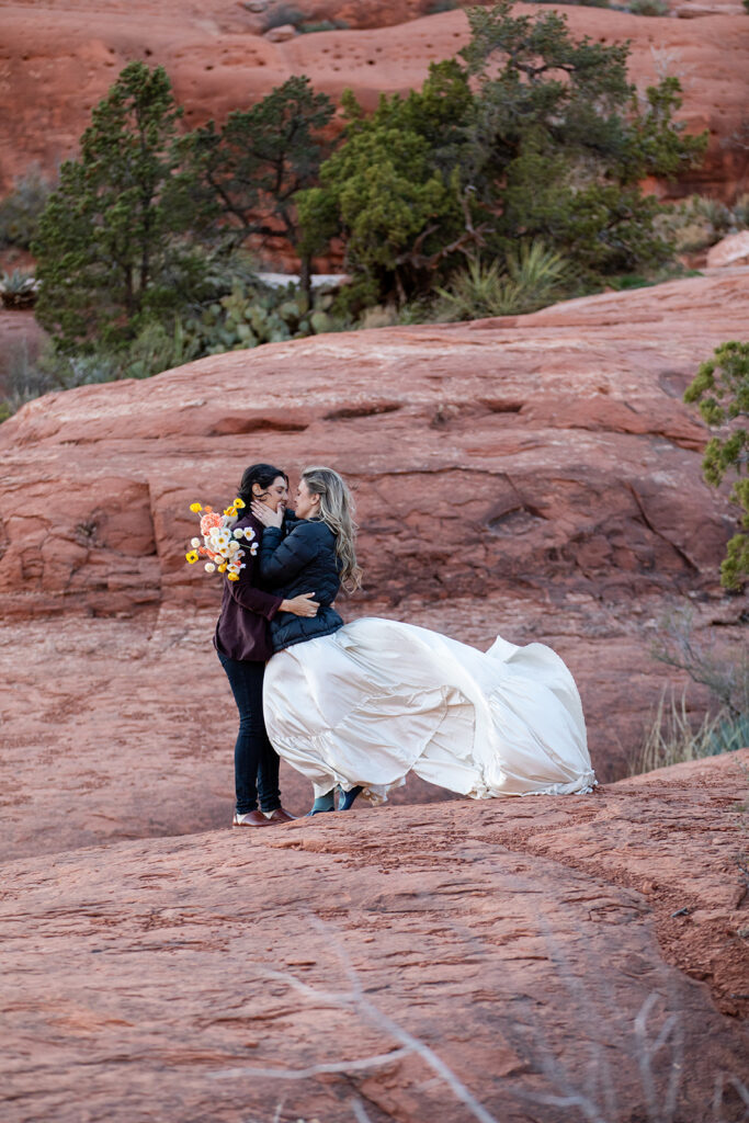 intimate emotional elopement ceremony in sedona az