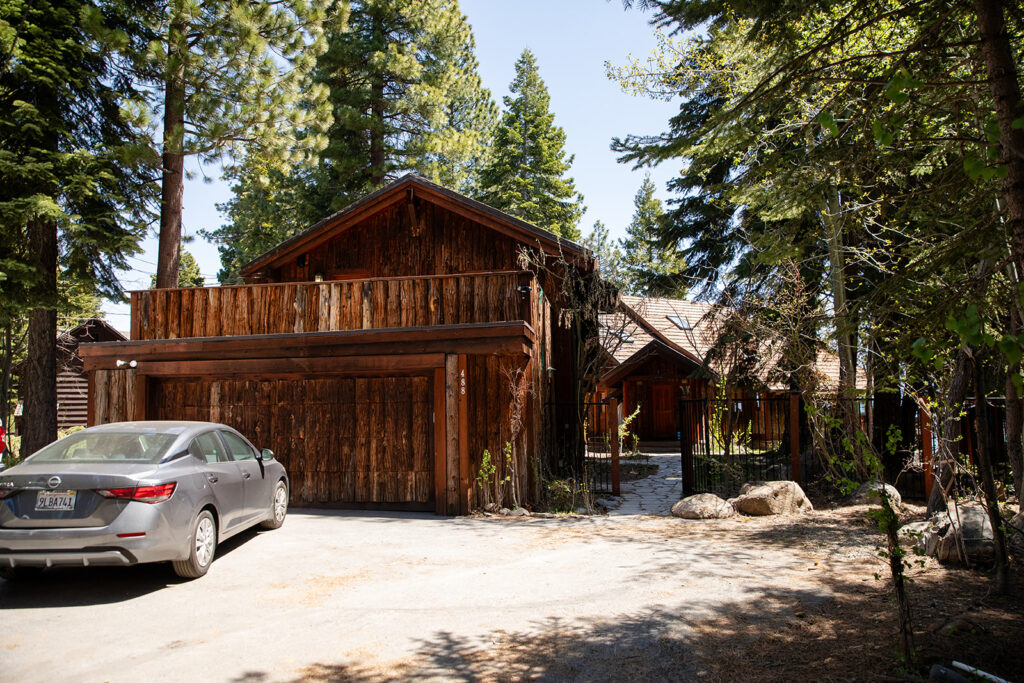 rustic airbnb lodge in Lake Tahoe