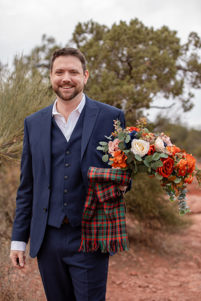 groom portrait in Sedona