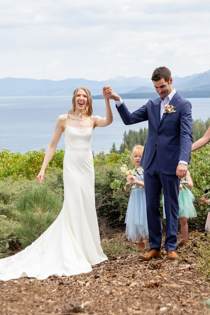 lake tahoe elopement ceremony with family