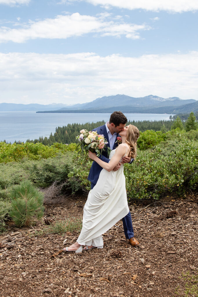 lake tahoe elopement ceremony with family