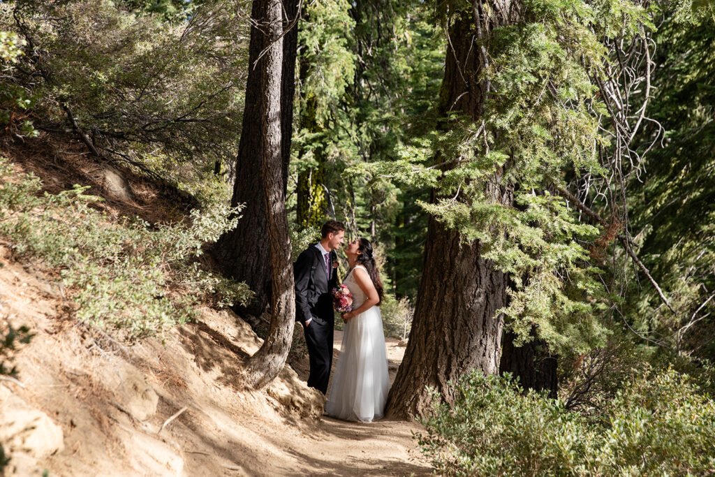 elopement couple hiking to Monkey Rock for their beautiful, simple elopement day