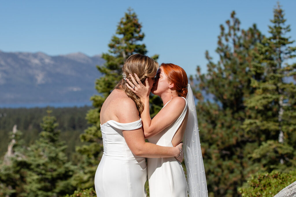 lake tahoe lgbtq wedding elopement ceremony