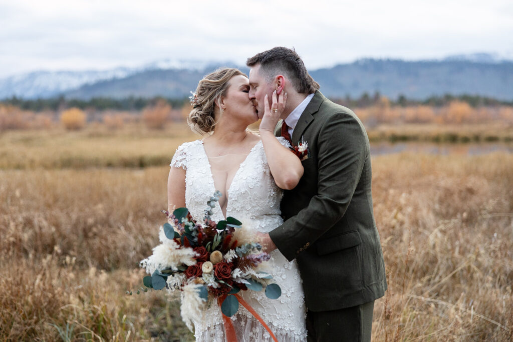 romantic elopement couple at south lake tahoe